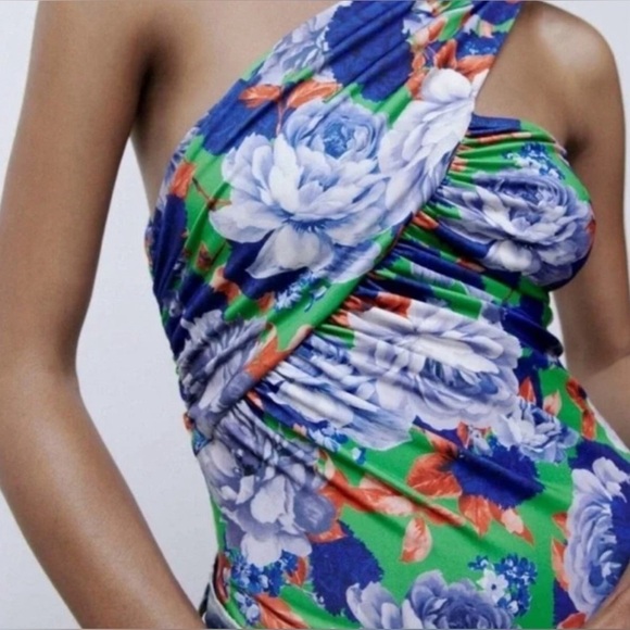 NWT Zara Floral Print One Shoulder Asymmetric Ruched Bodysuit Size M - Picture 2 of 8